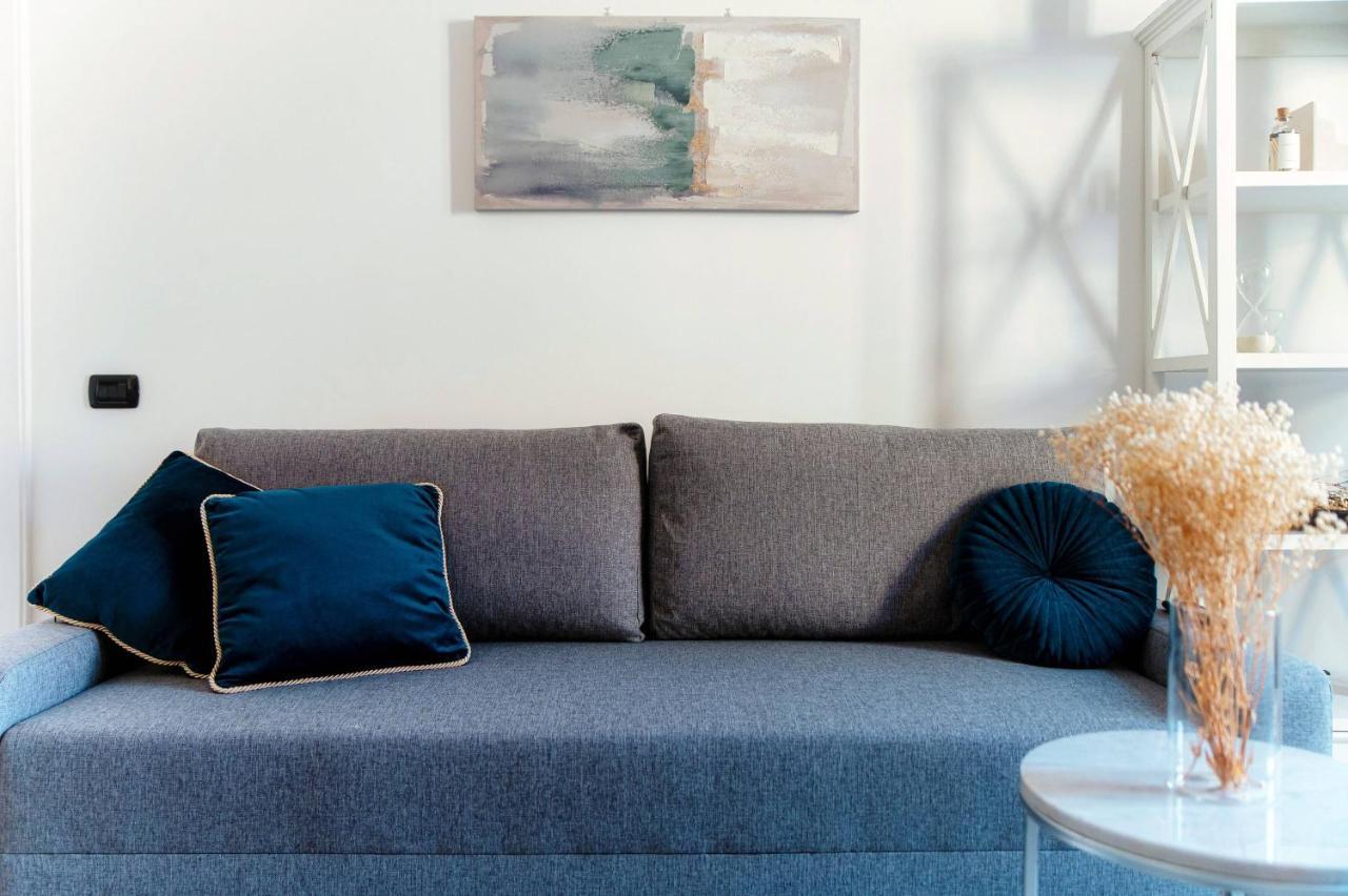 Shades Of Lake - Blue Apartment Côme Esterno foto